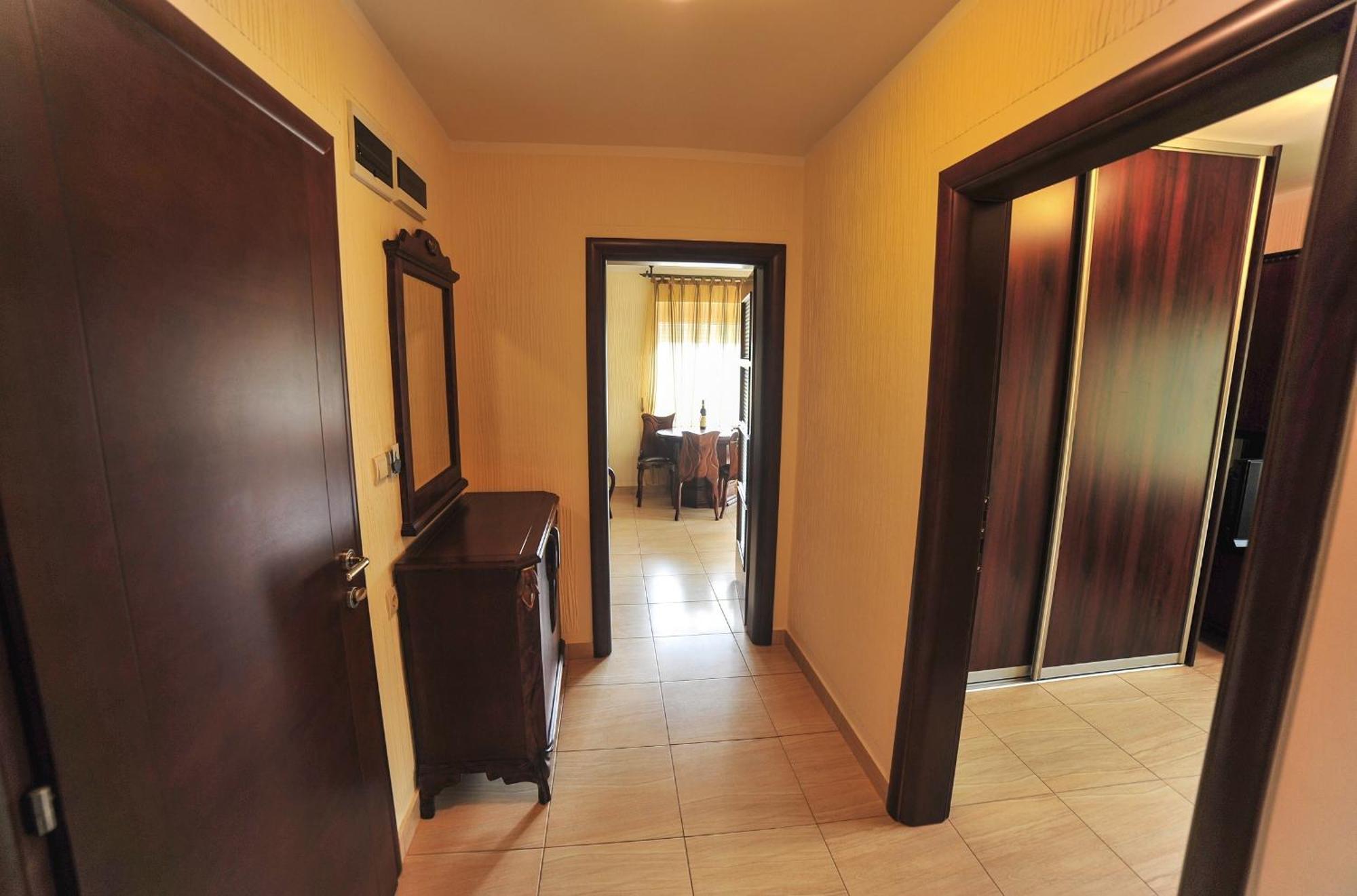 Villa Dolphin Apartments Petrovac Room photo