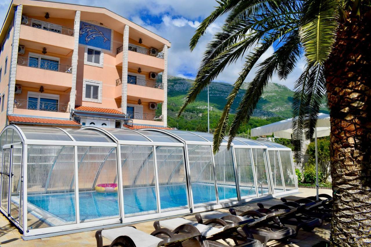 Villa Dolphin Apartments Petrovac Exterior photo